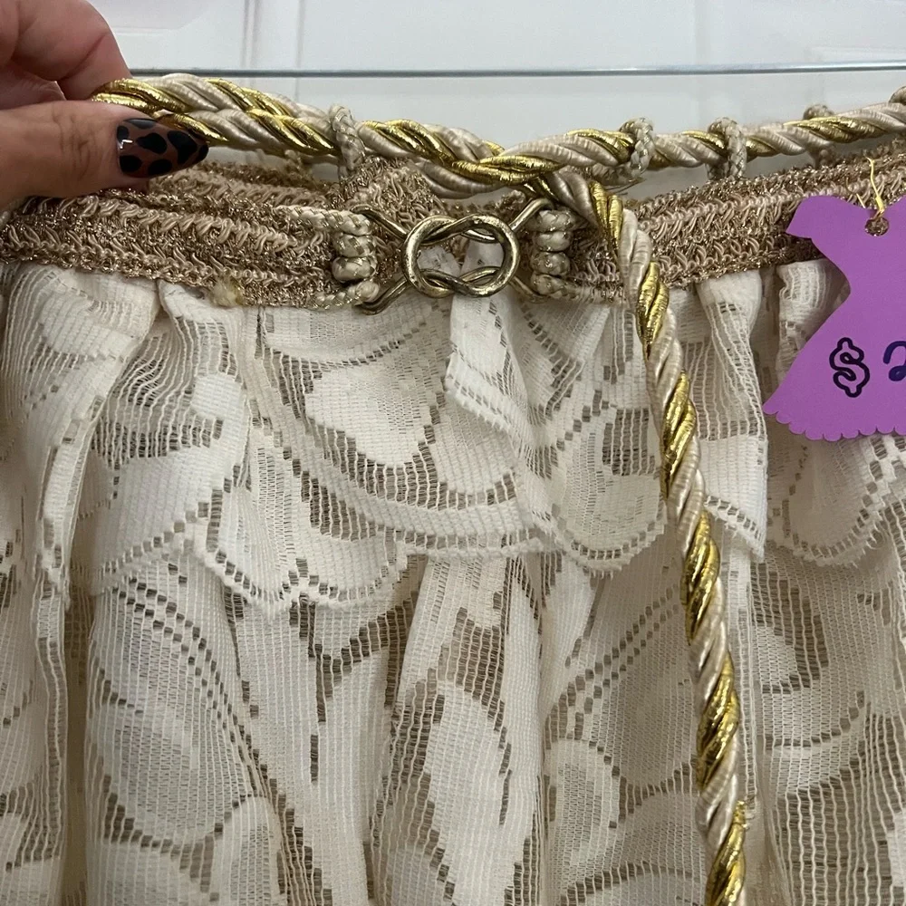 Cream Sheer Floral Lace ballon pant with Gold Tiebacks and ankle ties. - Picture 4 of 7